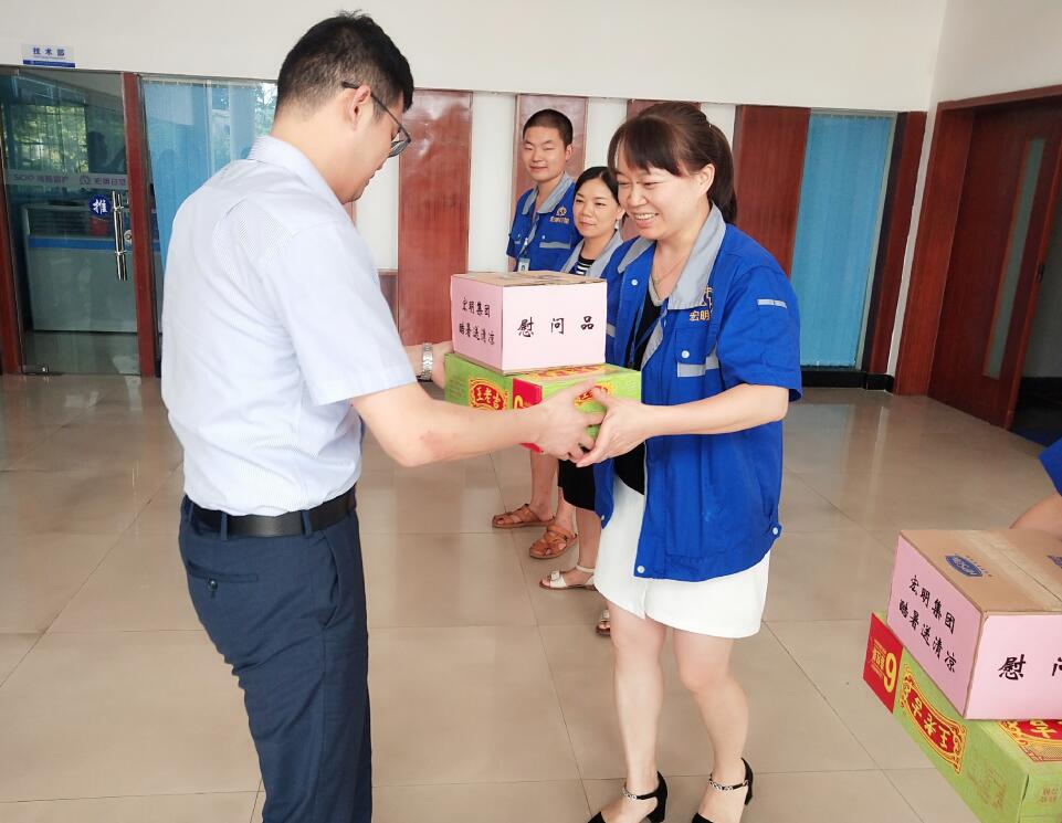 尊龙Z6官方网站,宏明尊龙Z6官方网站,株洲电子科技,湖南电容器,株洲电容器,电容器